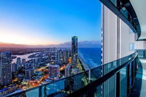 Soul Surfers Paradise - Self Contained & Privately Managed